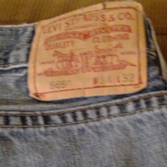 Loose, straight 569 Levi's - Picture 4 of 4